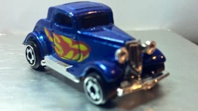 34 Ford (3-Window '34) - Micro