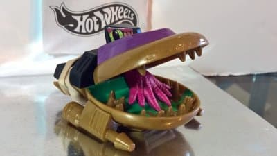 Cosmo Clam