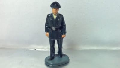 Action Figure - Policeman