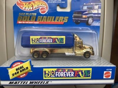 Hot Wheels Hauler - Over the road power trucks!