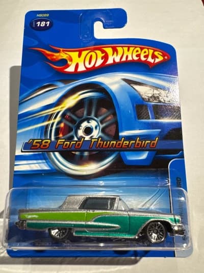 58 Ford Thunderbird