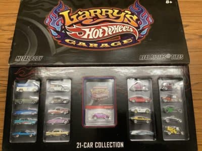 Larry's Garage 21-Car Set