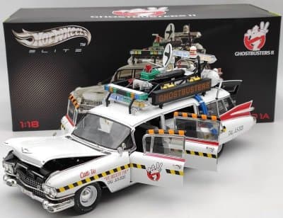 Ghostbusters Ecto-1