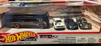 Track Day Collector Set