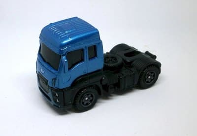 13 Ford Cargo