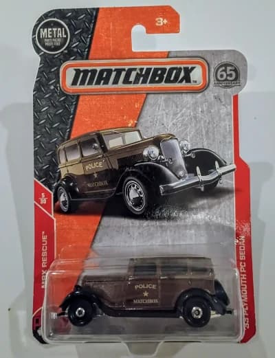 33 Plymouth PC Sedan