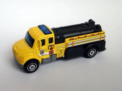 Freightliner M2 106