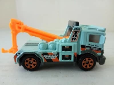 Urban Tow Truck