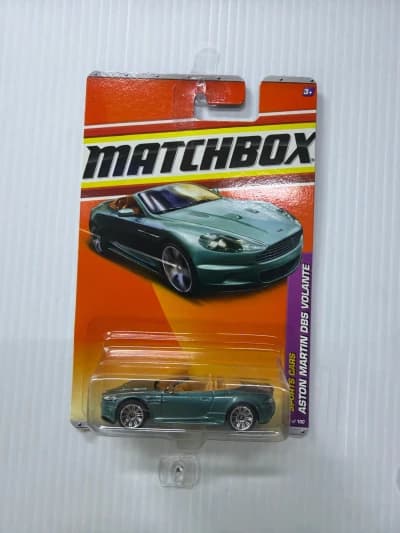 Aston Martin DBS Volante