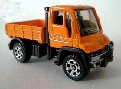 Mercedes-Benz Unimog U300