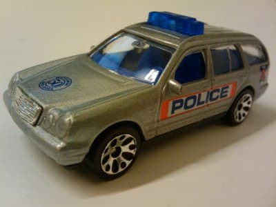 Mercedes-Benz E420 Police