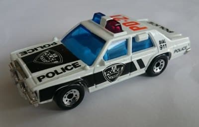 Ford LTD Police