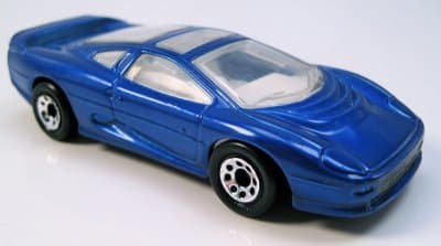 Jaguar XJ220