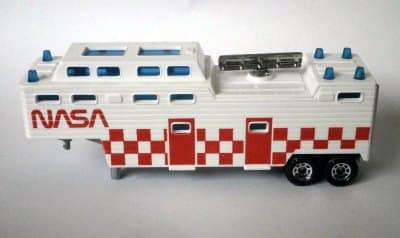 Peterbilt Tracking Vehicle