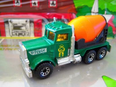 Peterbilt Cement Truck
