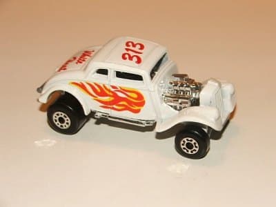 33 Willys Street Rod