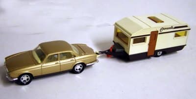Jaguar & Caravan