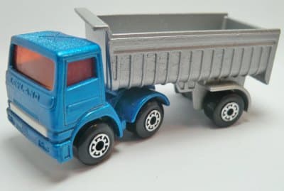 Leyland Articulated Truck
