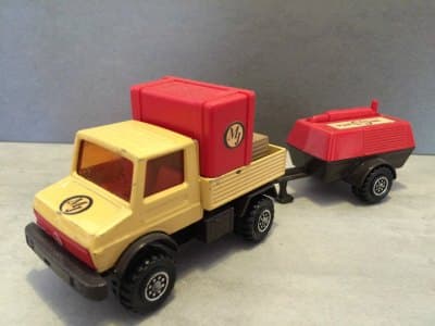Unimog and Compressor