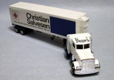 Peterbilt Refrigerator Truck
