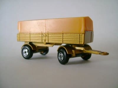 Mercedes Trailer