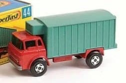 Refrigerator Truck