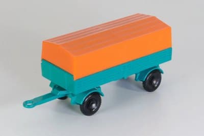 Mercedes Trailer