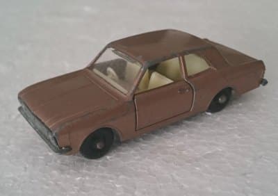 Ford Cortina