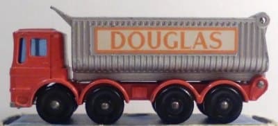 8-Wheel Tipper