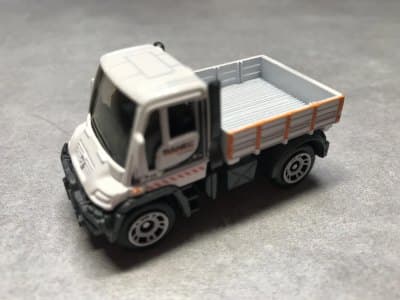 Mercedes-Benz Unimog U300
