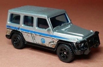 14 Mercedes-Benz G 550