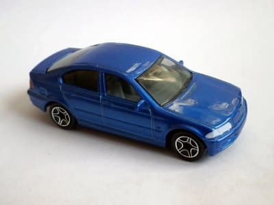 BMW 328i