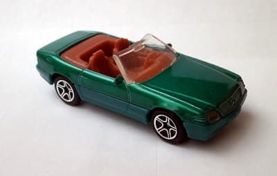 Mercedes-Benz 500SL
