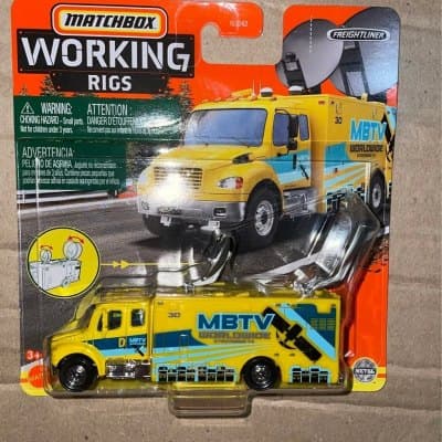 Freightliner M2 106 Satellite Truck