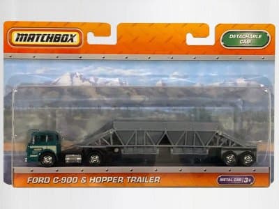 Ford C900 & Hopper Trailer