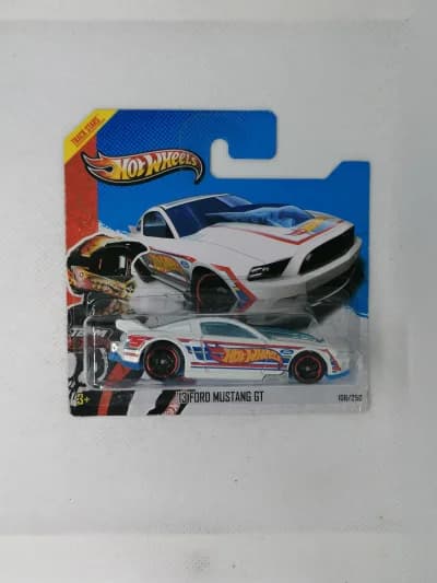 13 Ford Mustang Gt
