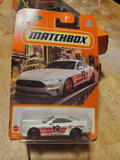 19 Ford Mustang Coupe