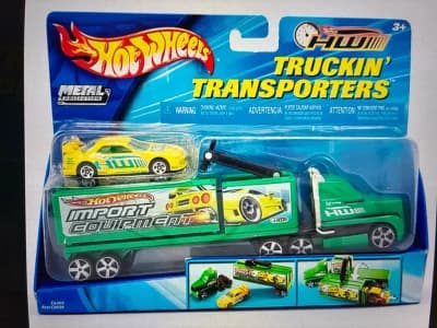 Litt-Haul and Nissan Skyline GT-R (R32)