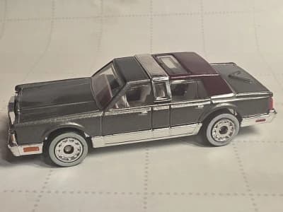 88 Lincoln Town Car