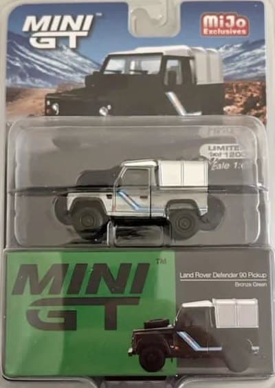 Land Rover Defender 90 Pickup Bronze Green