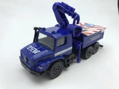 Mercedes-Benz Zetros Recycling Truck