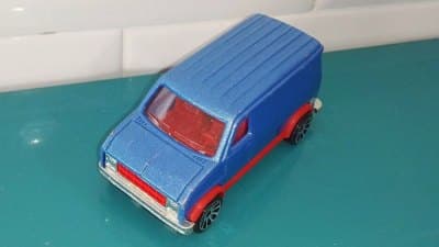 Ford E-350 (Fourgon)