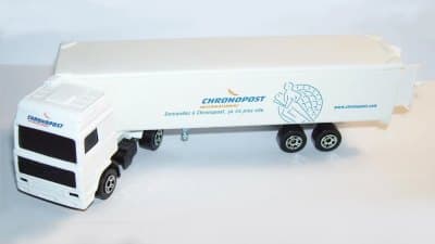 Volvo F16 Semi Container