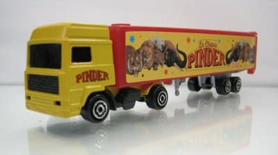 Volvo F16 Semi Container