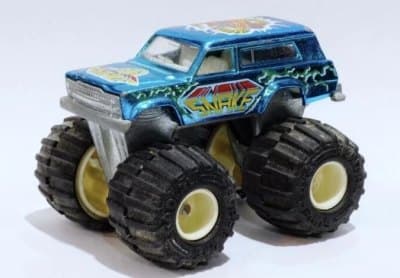 4 x 4 Cherokee