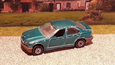 BMW 325i (E36)