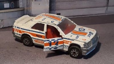 Mercedes-Benz 190 E 2.3-16