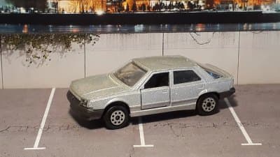 Renault 25