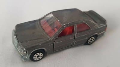 Mercedes-Benz 190 E 2.3-16