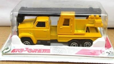 GMC Brigadier Crane Truck